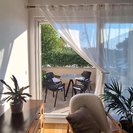 With Parking Space - 25264 Apartment *