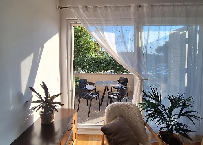 With Parking Space - 25264 Apartment *